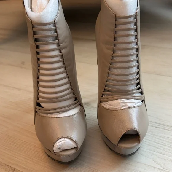 Elegant Beige High Heel Peep Toe Mirror Platform Booties - Picture 7 of 11